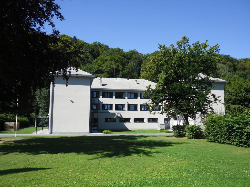 Bohan J-Club De Knapzak / La Besaceヴィラ エクステリア 写真